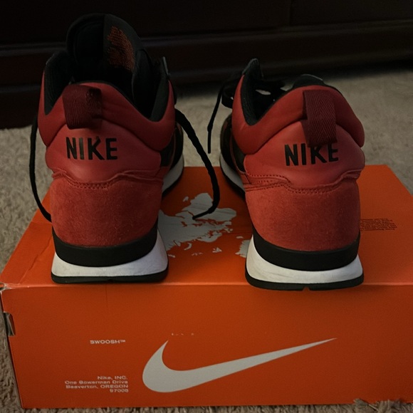 Nike Internationalist Mid Varsity Red 682944-606 9 Black Toe - Picture 2 of 4